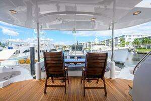 2009 Hatteras Enclosed Bridge thumbnail 48