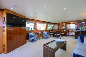 SAPPHIRE 72ft Hatteras Yacht For Sale