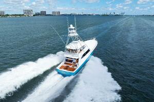 2012 82 Viking Convertible - Lady Di