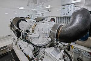 2012 82 Viking Convertible - Lady Di