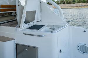 36ft Pursuit Yacht For Sale
