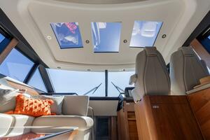 2019 Princess S65-CREWSZING- 