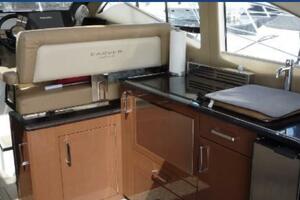 37ft Carver Yacht For Sale