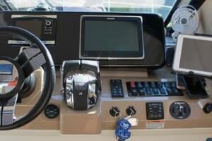 37ft Carver Yacht For Sale