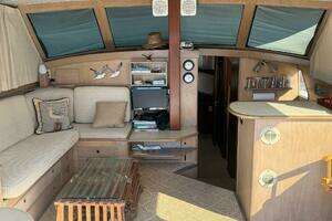 1967 Custom 42’ Flybridge Cruiser thumbnail 22