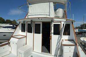 1967 Custom 42’ Flybridge Cruiser thumbnail 10