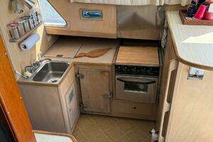 1967 Custom 42’ Flybridge Cruiser thumbnail 28