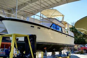 Rubber Ducky 48ft Hatteras Yacht For Sale