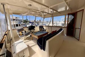 Rubber Ducky 48ft Hatteras Yacht For Sale