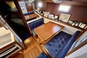 Rubber Ducky 48ft Hatteras Yacht For Sale