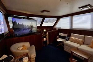 Rubber Ducky 48ft Hatteras Yacht For Sale
