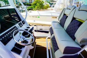 25ft Tidewater Yacht For Sale