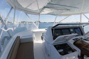2008 Hatteras 60 Convertible thumbnail 26