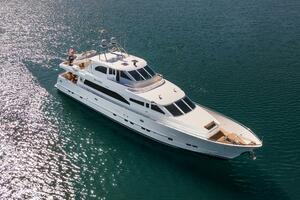 REVERIE 98ft Horizon Yacht For Sale