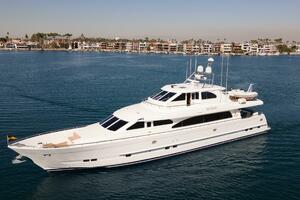 REVERIE 98ft Horizon Yacht For Sale
