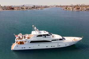 REVERIE 98ft Horizon Yacht For Sale