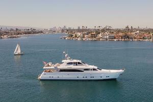 REVERIE 98ft Horizon Yacht For Sale