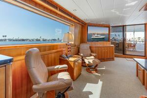 REVERIE 98ft Horizon Yacht For Sale