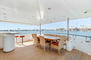 REVERIE 98ft Horizon Yacht For Sale
