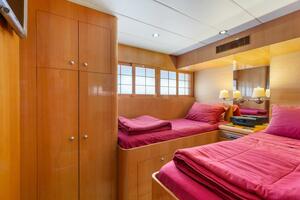 REVERIE 98ft Horizon Yacht For Sale