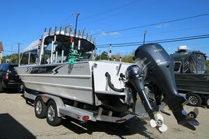 24ft Weldcraft Yacht For Sale