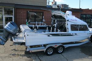 24ft Weldcraft Yacht For Sale