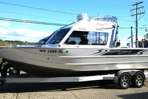 24ft Weldcraft Yacht For Sale