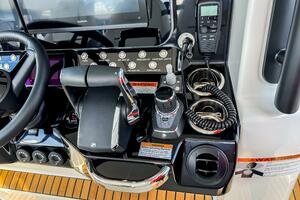 35FT (10.74M) WELLCRAFT