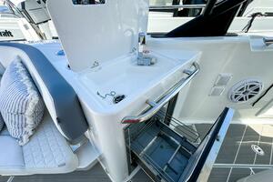 35FT (10.74M) WELLCRAFT