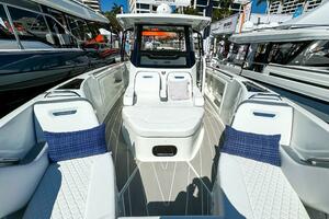 35FT (10.74M) WELLCRAFT