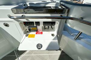 35FT (10.74M) WELLCRAFT