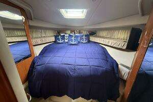 2001 Sea Ray 410 Sundancer thumbnail 13