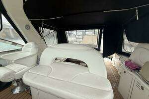 2001 Sea Ray 410 Sundancer thumbnail 6