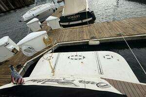 2001 Sea Ray 410 Sundancer thumbnail 24