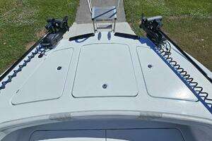 2025 Costa Custom 34SV thumbnail 18