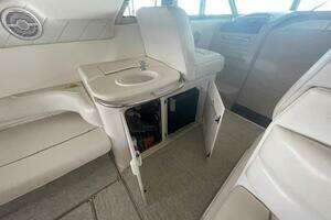 1998 Sea Ray 370 Sundancer thumbnail 21