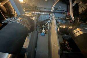 1998 Sea Ray 370 Sundancer thumbnail 50