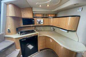 1998 Sea Ray 370 Sundancer thumbnail 42