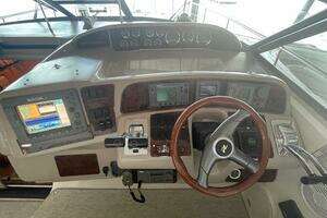 1998 Sea Ray 370 Sundancer thumbnail 16