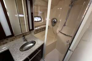 2008 Sea Ray 47 SEDAN BRIDGE thumbnail 32