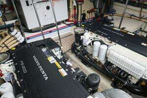 2013 Formula 45 Yacht thumbnail 70