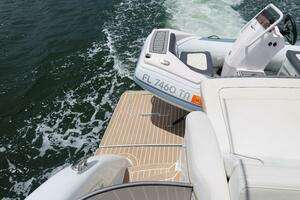 2013 Formula 45 Yacht thumbnail 8