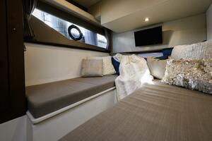 40ft Carver Yacht For Sale