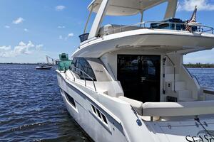 40ft Carver Yacht For Sale