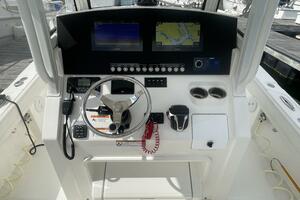 Knee Deep 26ft Regulator Yacht For Sale