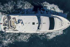 2007 Hatteras 80 thumbnail 5
