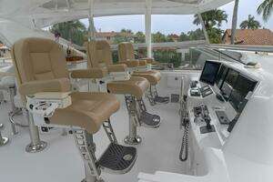 2007 Hatteras 80 thumbnail 64