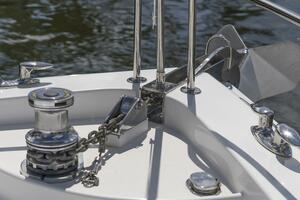 Hatteras 80 Gallopin- Windlass and Bow Anchor