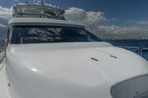 2007 Hatteras 80 thumbnail 19