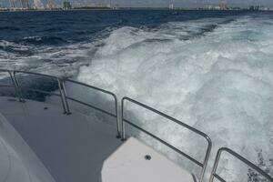 2007 Hatteras 80 thumbnail 11